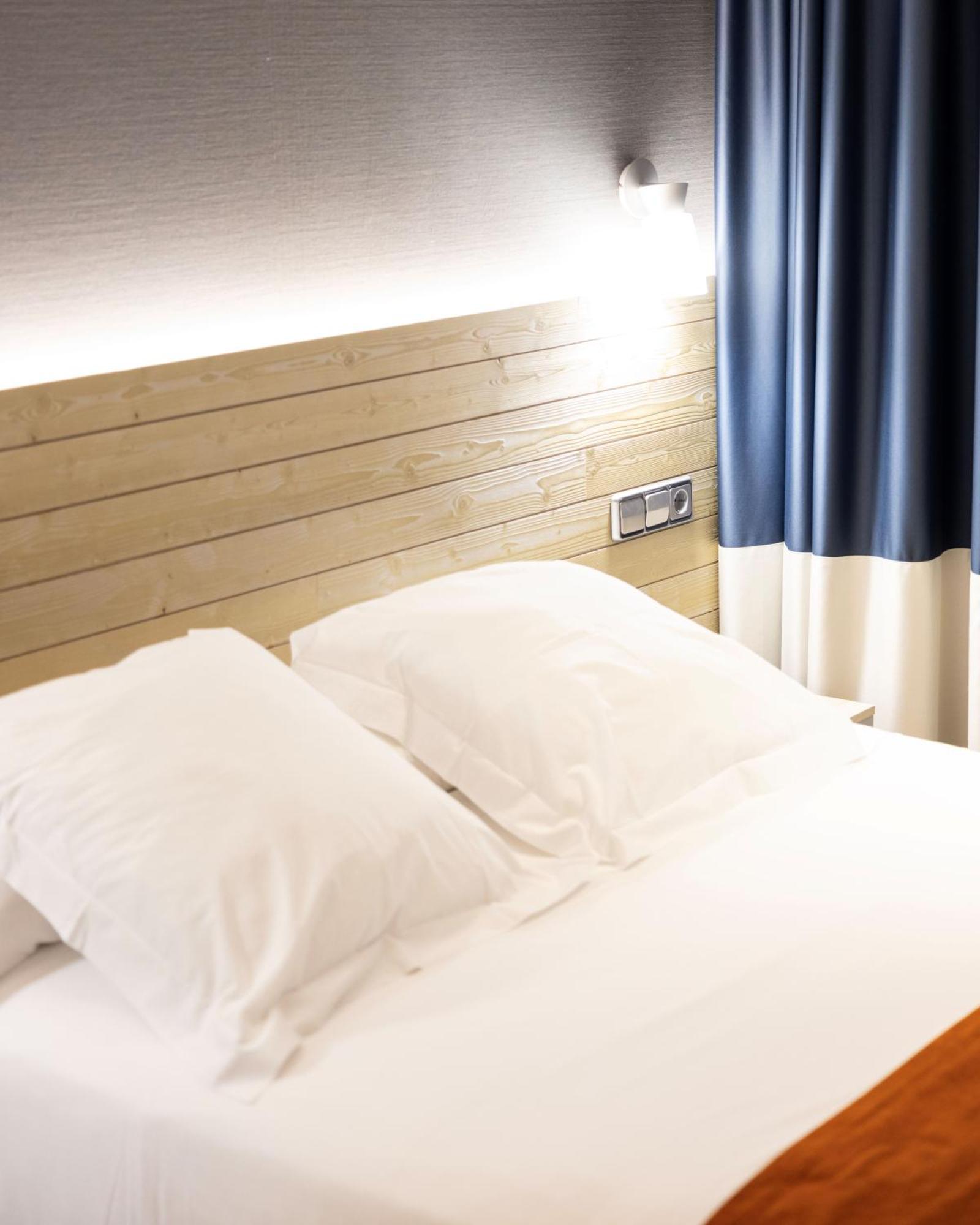 Hotel Avenida А-Корунья Екстер'єр фото